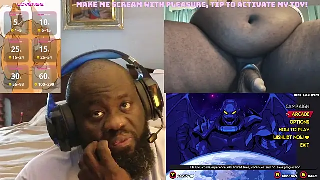 Snapshot of Wizzyg75 chatting on October 16, 4:35 am Wizzyg75 online show from October 16, 4:35 am