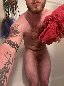 Snapshot of HungJr5255 chatting on December 20, 10:00 pm HungJr5255 online show from December 20, 10:00 pm