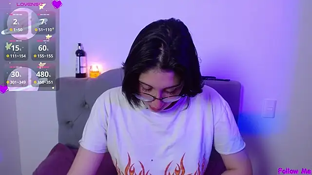 Red-moon1 online show from January 19, 11:45 am