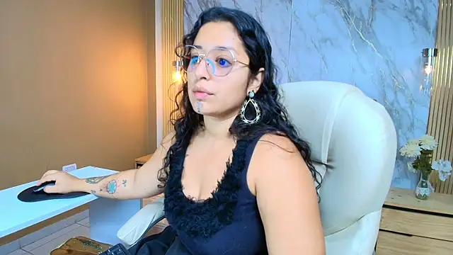 Snapshot of sophiaamethystt chatting on July 22, 1:03 pm sophiaamethystt online show from July 22, 1:03 pm