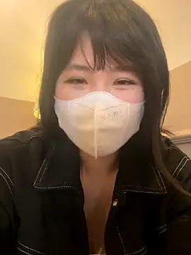 Snapshot of Onee-Chew chatting on November 26, 8:59 am Onee-Chew online show from November 26, 8:59 am