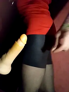 Eln1no69 online show from November 17, 11:10 pm