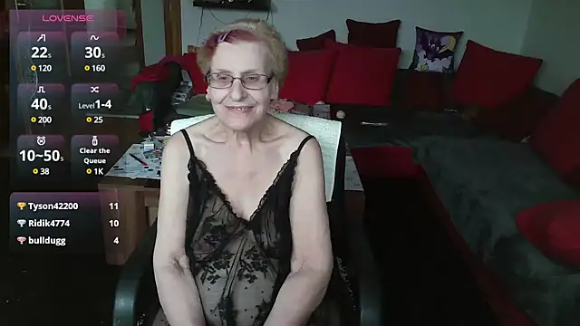 HeisseomaOriginal online show from January 14, 11:31 am