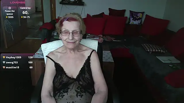 HeisseomaOriginal online show from February 25, 2:33 pm