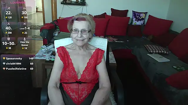 HeisseomaOriginal online show from March 5, 3:18 pm