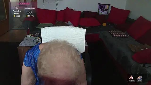 HeisseomaOriginal online show from December 1, 12:32 pm