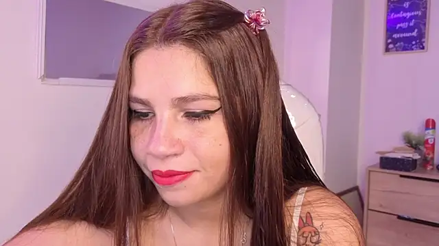 bluee hazell online show from February 19, 11:50 am