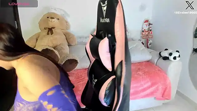 eval lee18 online show from December 20, 3:36 am