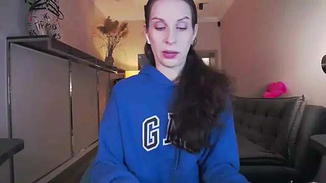 Snapshot of Mila_Anders chatting on November 9, 5:50 am Mila Anders online show from November 9, 5:50 am