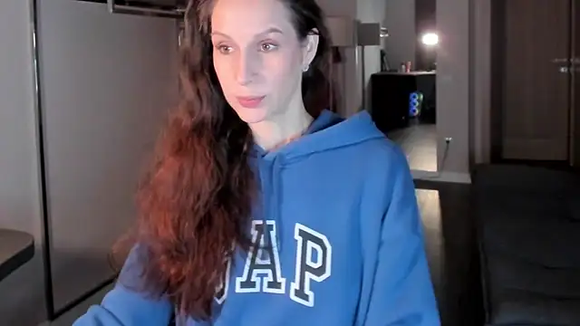 Snapshot of Mila_Anders chatting on December 15, 5:34 am Mila Anders online show from December 15, 5:34 am