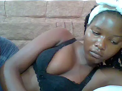 Snapshot of sexyjanett chatting on March 15, 9:41 am sexyjanett online show from March 15, 9:41 am