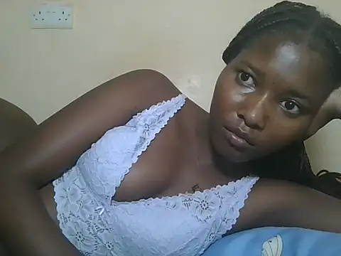 Snapshot of sexyjanett chatting on October 19, 4:51 pm sexyjanett online show from October 19, 4:51 pm