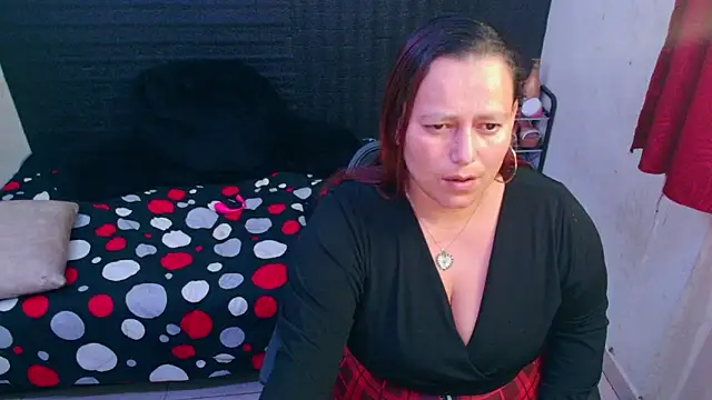 Snapshot of Diana_Lozano chatting on January 25, 11:34 am Diana Lozano online show from January 25, 11:34 am