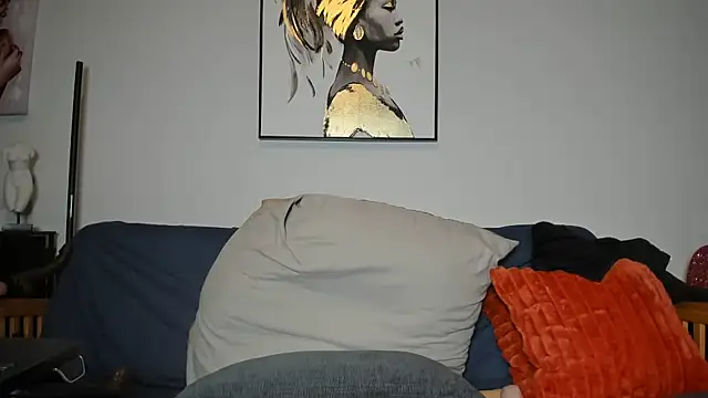 Snapshot of SexyHugeblackTitties chatting on January 17, 3:12 am SexyHugeblackTitties online show from January 17, 3:12 am