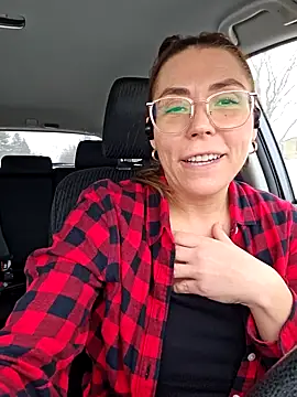 Ellie-L-Elizabeth online show from February 18, 8:36 pm