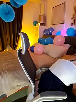 Ellie-L-Elizabeth online show from March 2, 1:58 am