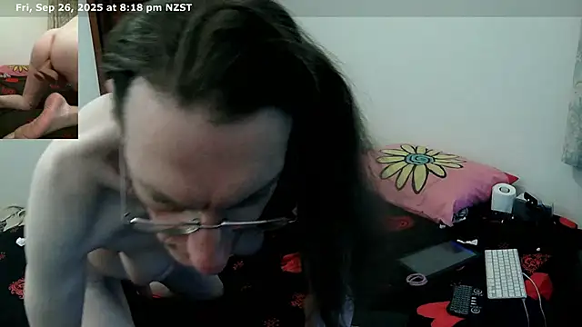 Snapshot of CDAdalyn chatting on September 26, 8:18 am CDAdalyn online show from September 26, 8:18 am