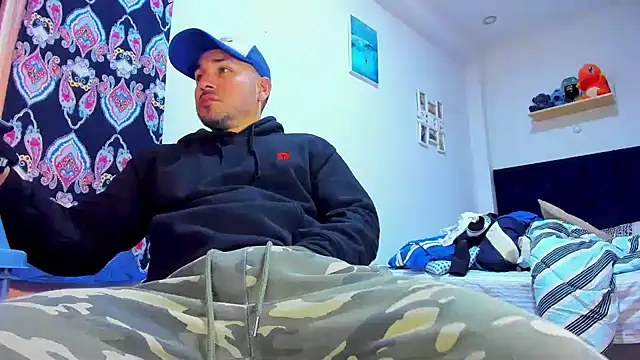 MikeMiller2 online show from September 16, 6:03 am