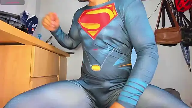 Snapshot of MikeMiller2 chatting on February 6, 10:40 am MikeMiller2 online show from February 6, 10:40 am