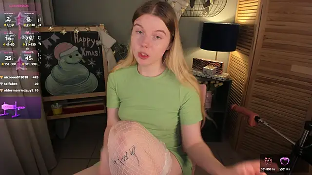 ohmyJuliet online show from December 4, 5:49 am