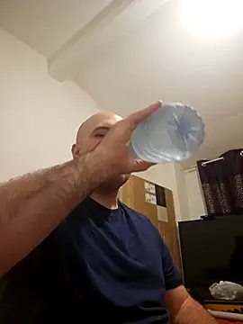 Snapshot of mario890605 chatting on February 19, 11:36 pm mario890605 online show from February 19, 11:36 pm