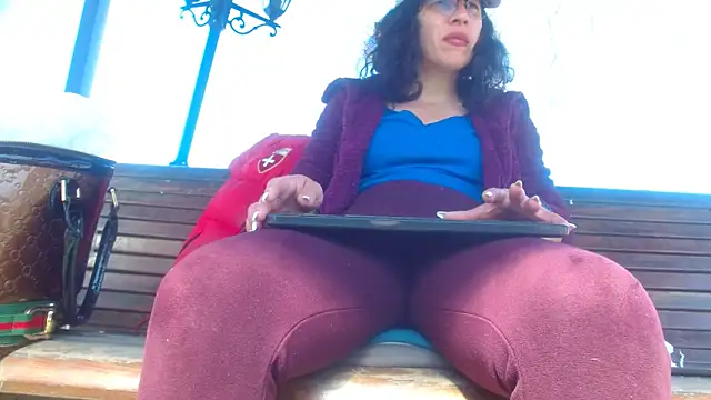 SquirtyMellissaLabia online show from March 6, 10:41 am