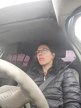 SquirtyMellissaLabia online show from October 4, 5:27 am