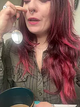 Snapshot of LunaMoongirl chatting on January 10, 10:28 am LunaMoongirl online show from January 10, 10:28 am