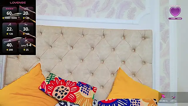 KarinaNoir online show from February 3, 3:15 am