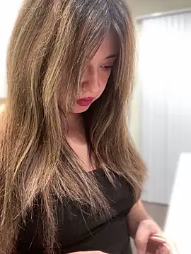 Snapshot of AriannaPena chatting on February 21, 4:29 am AriannaPena online show from February 21, 4:29 am