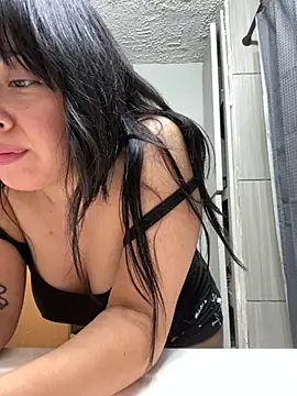 Snapshot of AriannaPena chatting on September 13, 9:25 pm AriannaPena online show from September 13, 9:25 pm