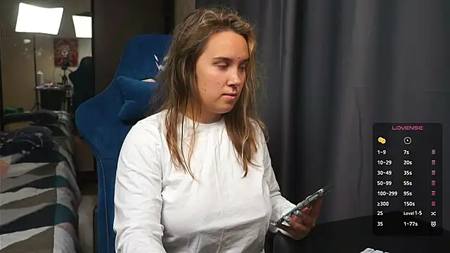 Sandra SW  online show from October 15, 6:46 am