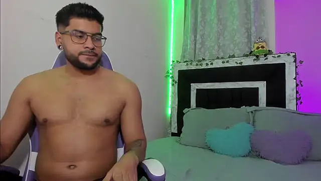 sophie cute66 online show from February 26, 5:42 am