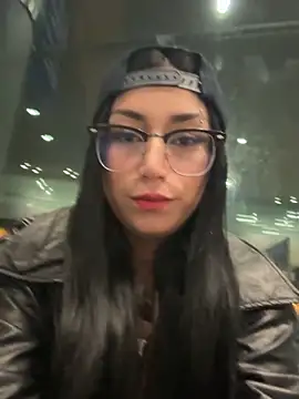 Snapshot of sophie_cute66 chatting on November 22, 9:41 am sophie cute66 online show from November 22, 9:41 am