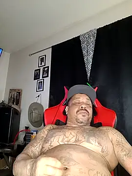 Snapshot of yellowwetfox chatting on February 28, 3:48 am yellowwetfox online show from February 28, 3:48 am