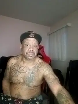 Snapshot of yellowwetfox chatting on February 4, 2:12 pm yellowwetfox online show from February 4, 2:12 pm