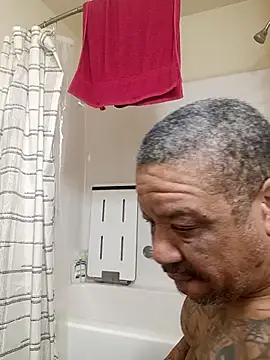 Snapshot of yellowwetfox chatting on February 20, 9:43 am yellowwetfox online show from February 20, 9:43 am