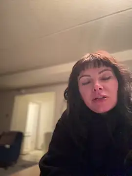 Snapshot of annablisss chatting on March 18, 6:03 am annablisss online show from March 18, 6:03 am