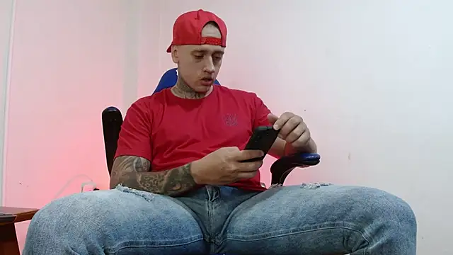 Joeysexx2 online show from November 27, 4:47 am