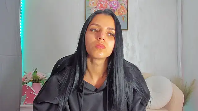 Sarabecker online show from April 29, 8:07 am