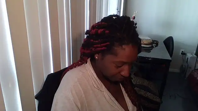 markquanna online show from October 24, 9:44 pm