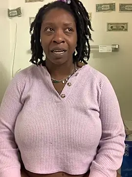 markquanna online show from June 5, 2:40 am