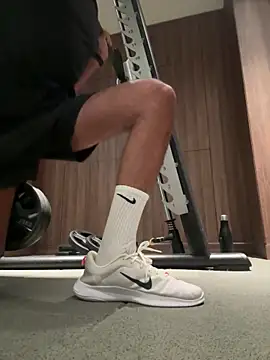 aston009 online show from March 25, 7:03 am