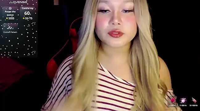 Snapshot of stacey_wills44 chatting on March 3, 12:15 am stacey wills44 online show from March 3, 12:15 am