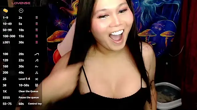 Snapshot of stacey_wills44 chatting on November 9, 3:43 pm stacey wills44 online show from November 9, 3:43 pm