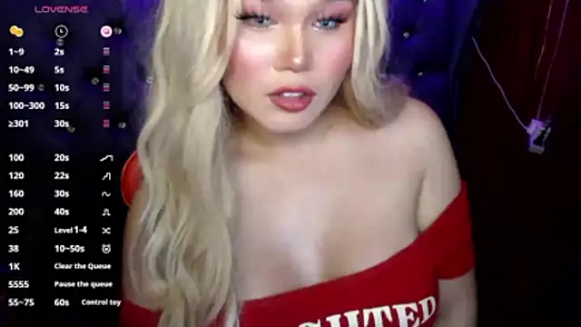 Snapshot of stacey_wills44 chatting on February 1, 8:18 pm stacey wills44 online show from February 1, 8:18 pm