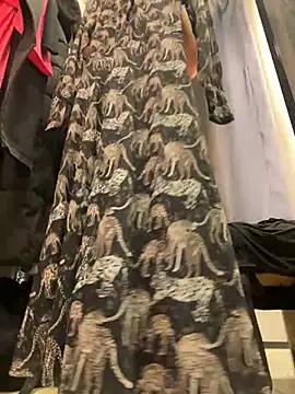 CrazzyChicks online show from December 11, 8:26 am