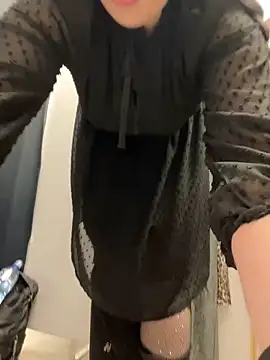 CrazzyChicks online show from January 27, 7:56 am