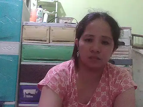 Snapshot of sweetlady_pinay chatting on February 27, 2:11 am sweetlady pinay online show from February 27, 2:11 am