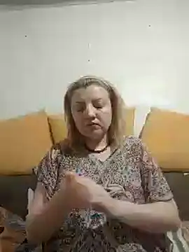 stefanyharper16 online show from February 28, 7:46 pm